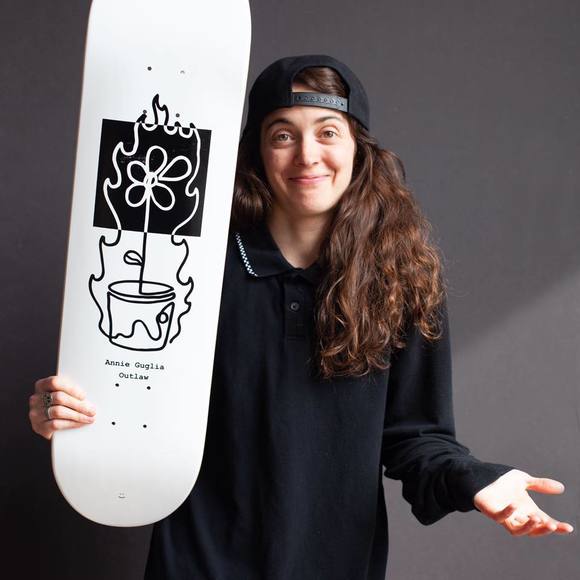 Meet your Posher, Annie - Picture 1 of 1